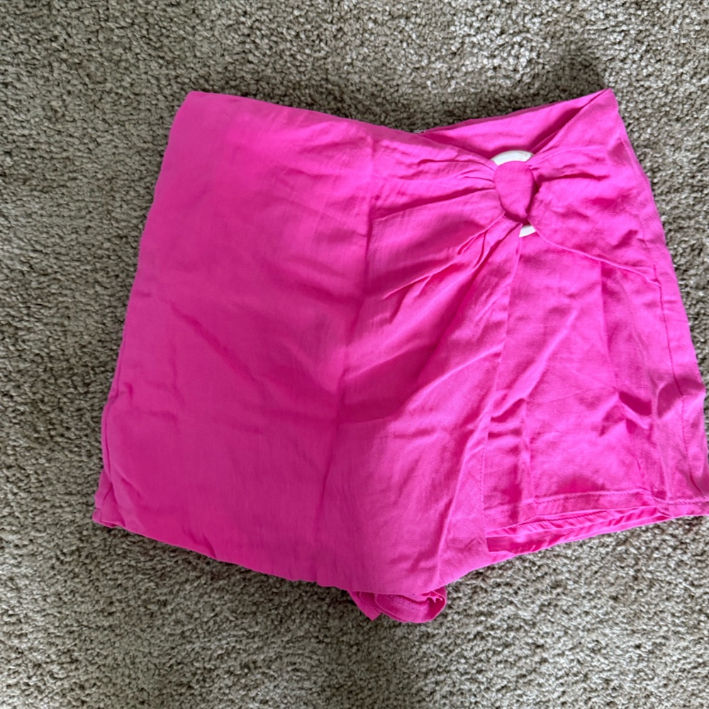 DO+BE Fuchsia Strapless Top
